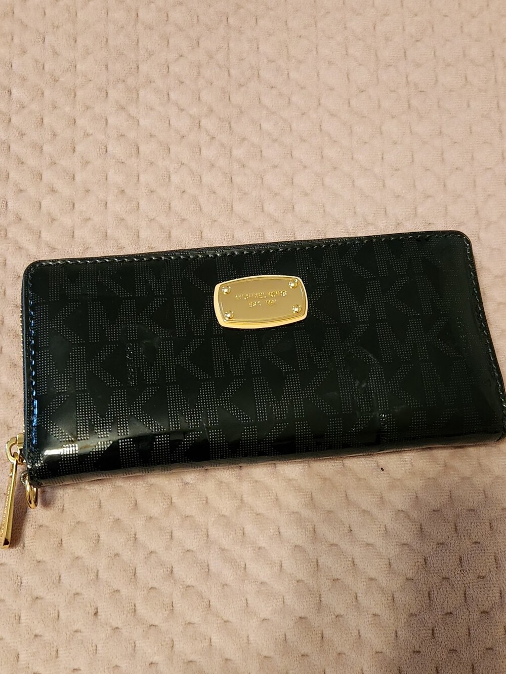 Michael Kors Black Large Patent Logo Zip Wallet with Gold Plaque